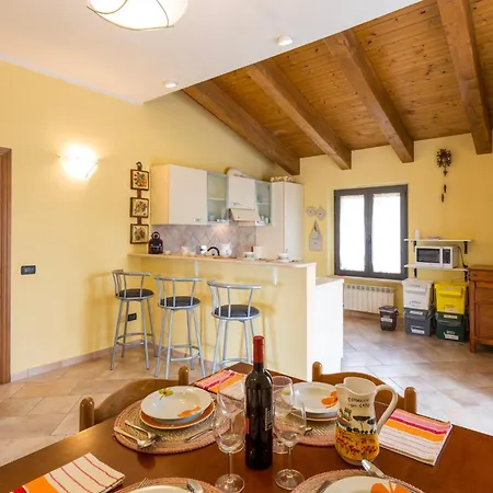 아파트 Panoramico Nelle Vicinanze Di Gubbio 시길로