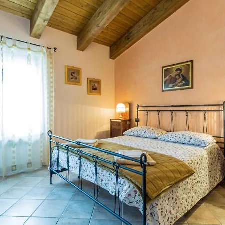 Panoramico Nelle Vicinanze Di Gubbio 아파트 시길로
